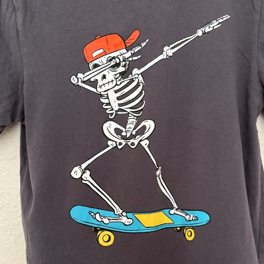 Wonder Nation Gray Tee - Picture 3 of 4